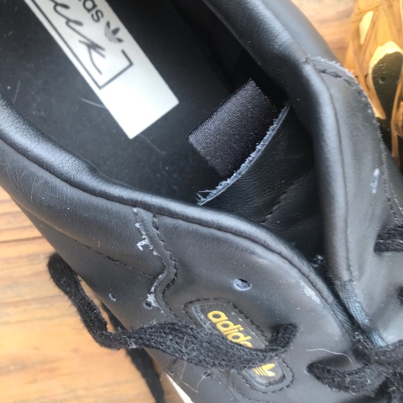 Adidas Shoes - Picture 5 of 7